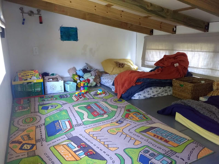 f5cc039f-ebb4-4267-bf07-ad723574316d-1